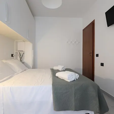 Modernshore - One Ocean *