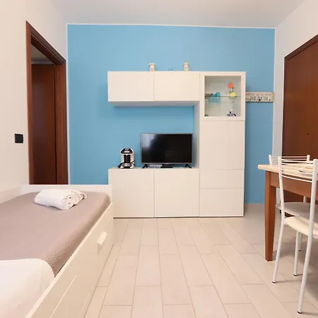 Modernshore - One Ocean Apartment